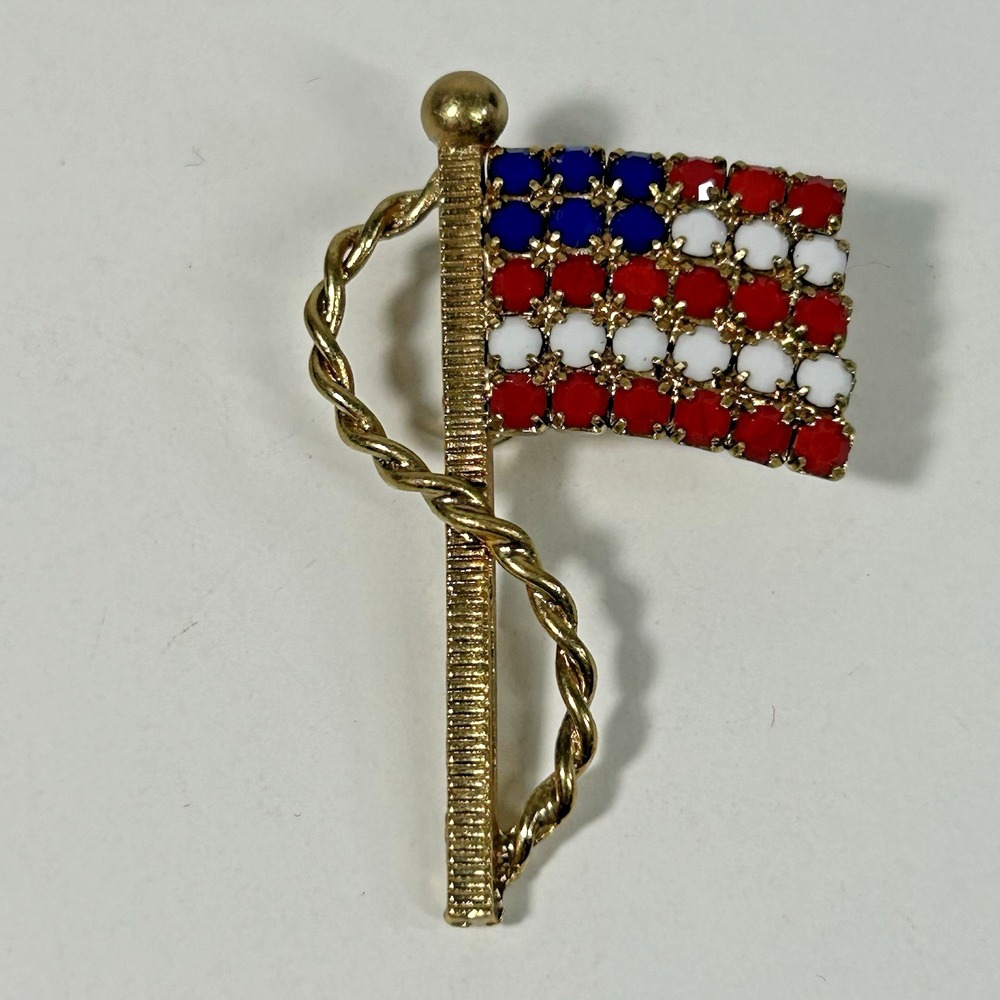 Patriotic US American Flag Pin Brooch Gold Tone Red White Blue Rhinestones